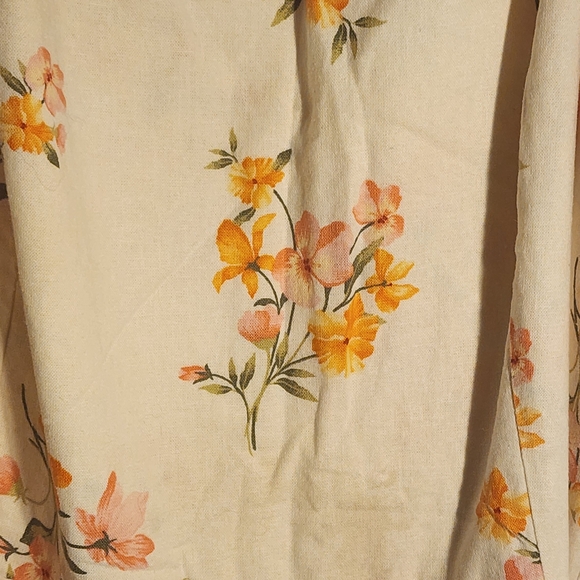 Floral Cream Dress - Summer - Casual Linen Feel - Picnic - Sun Dress - Picture 2 of 3